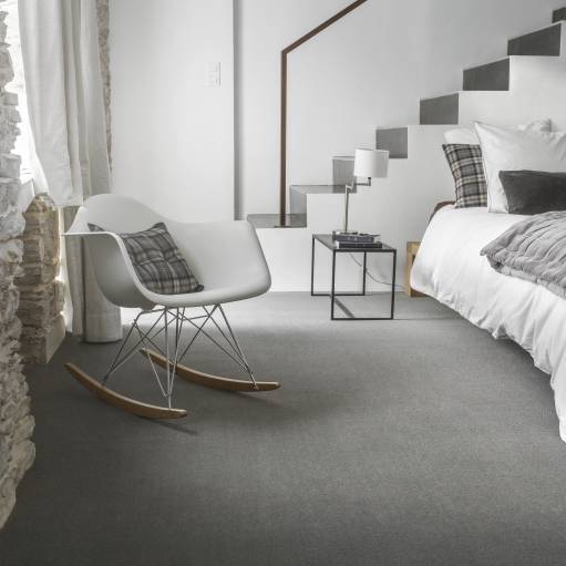 402S_RoomSet_carpet_Luxe_963_GREY_2.jpeg